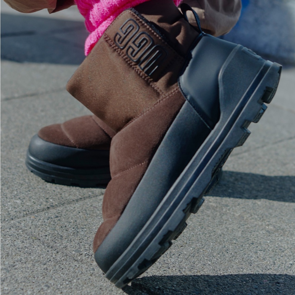 UGG klamath boots